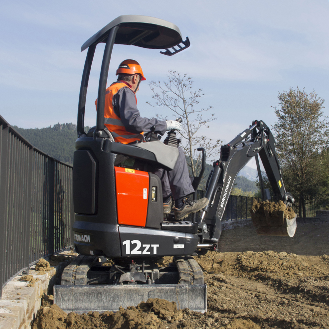 Miniexcavadora Eurocomach 12ZT
