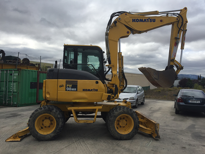 Used wheeled excavator